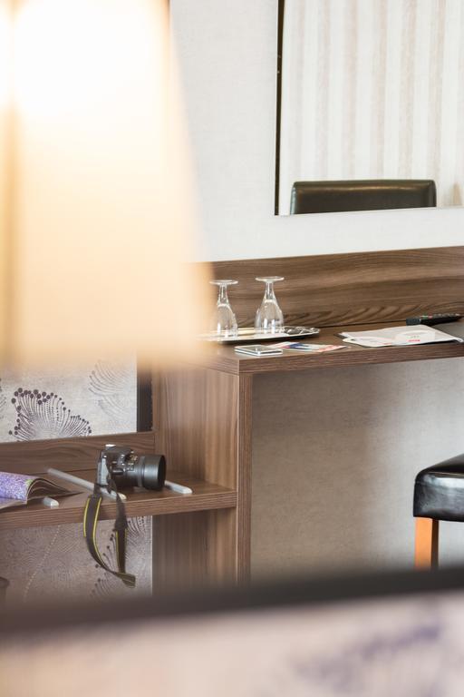Victoria Garden Hotel Es Etterem Nyíregyháza Екстериор снимка