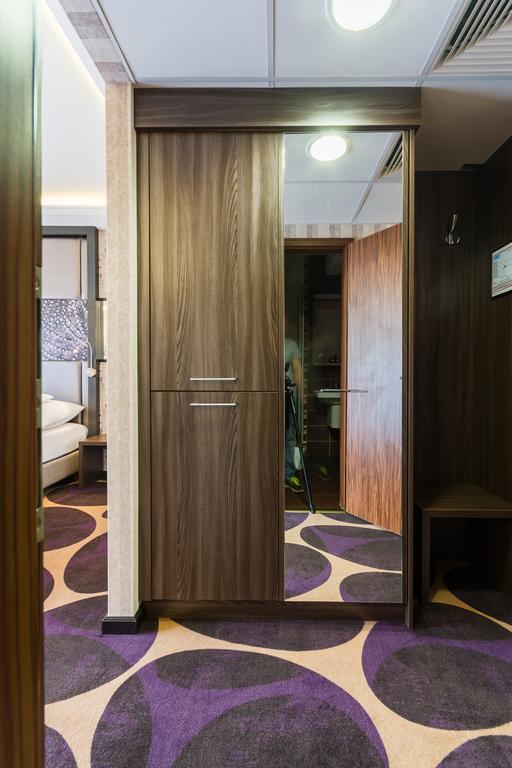 Victoria Garden Hotel Es Etterem Nyíregyháza Екстериор снимка